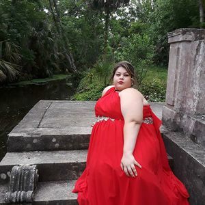 Meet your Posher, Alia